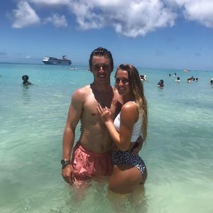 Meet your Posher, Bailey